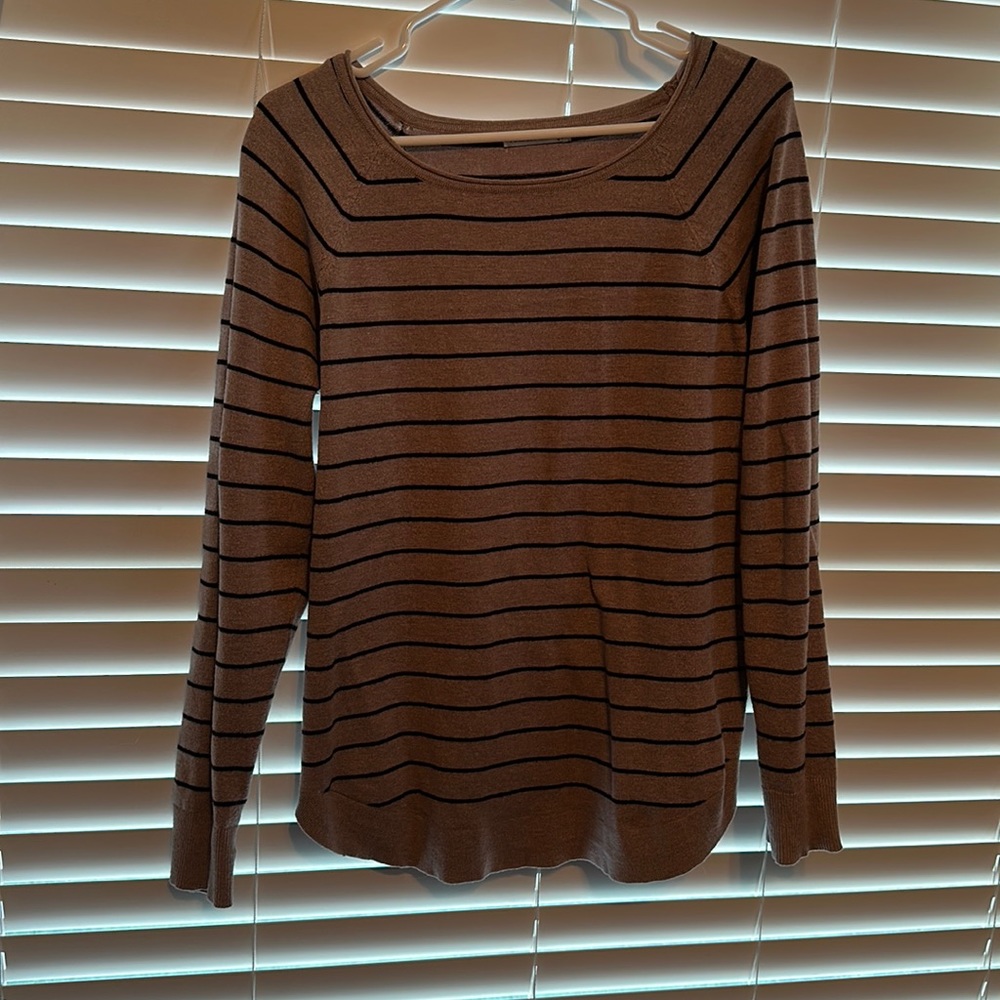 Women’s Scooped Shirt long sleeve